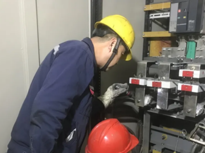 �(y��ng)�O�ֹ�˾�M�b܇(ch��)�g���l�t늿�ϵ�y(t��ng)���g(sh��)����(j��)ȡ�Ì�(sh��)Ч