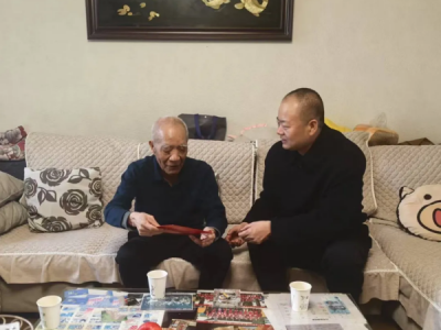 ��˾�I(l��ng)��(d��o)���Lο��(w��n)�x�����ϸɲ�