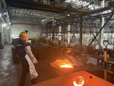 �(y��ng)�O�ֹ�˾�M�b܇(ch��)�g�tǰ����(zh��n)�ߜز������